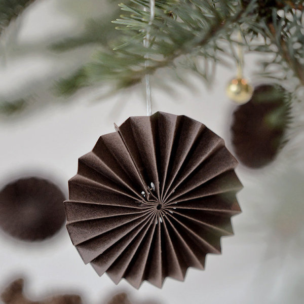 Delight Department Paper Ornaments 10 er Set, brown