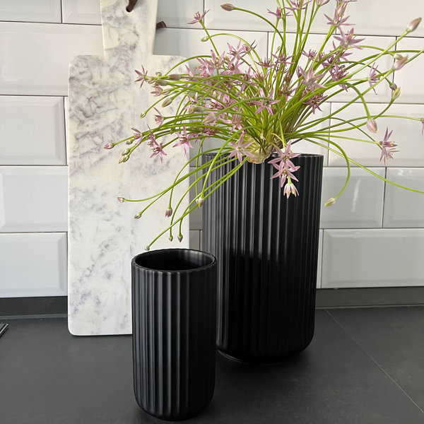 Lyngby Vase 25cm, matt black